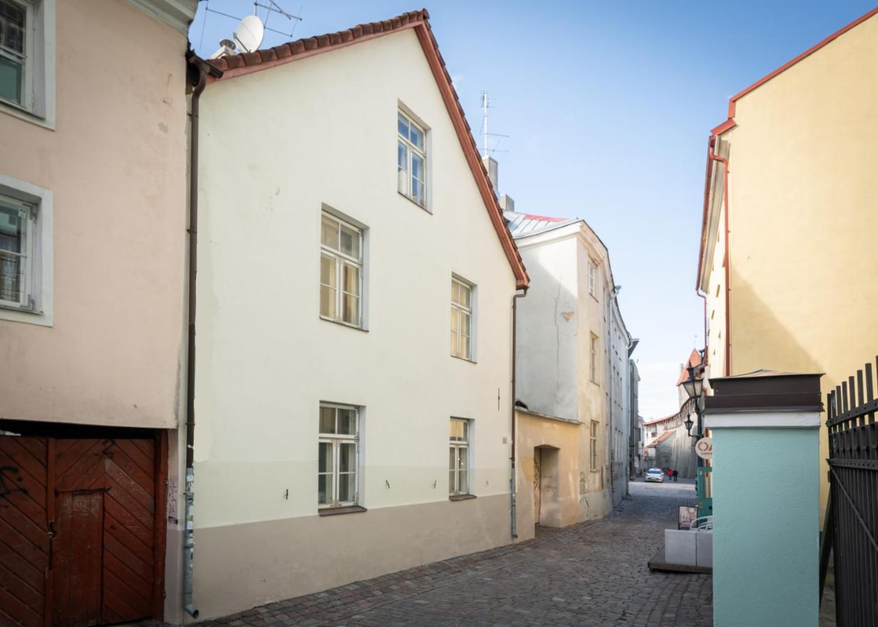 Old Town - Muurivahe Apartment Tallinn Kültér fotó
